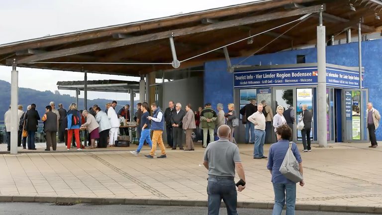 Ansturm auf die Touristinformation Hegau